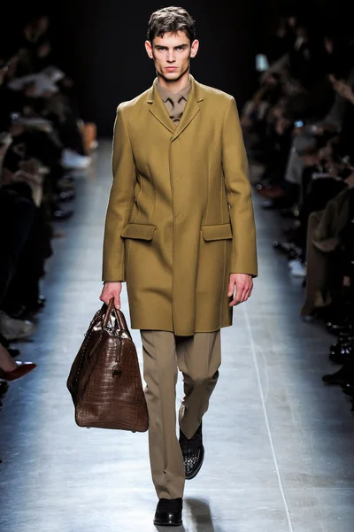 Look 9